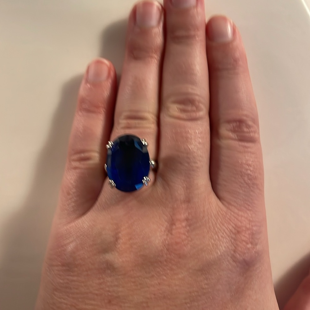 Lab sapphire ring - Picture 2 of 4